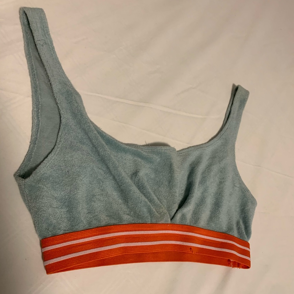 Sports bra